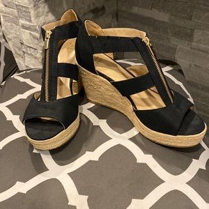 Wedge sandals
